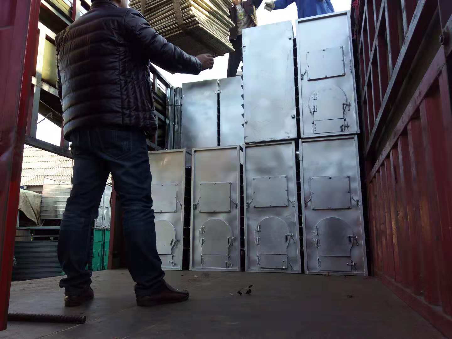 香烘烘干機(jī)廠家大量發(fā)貨