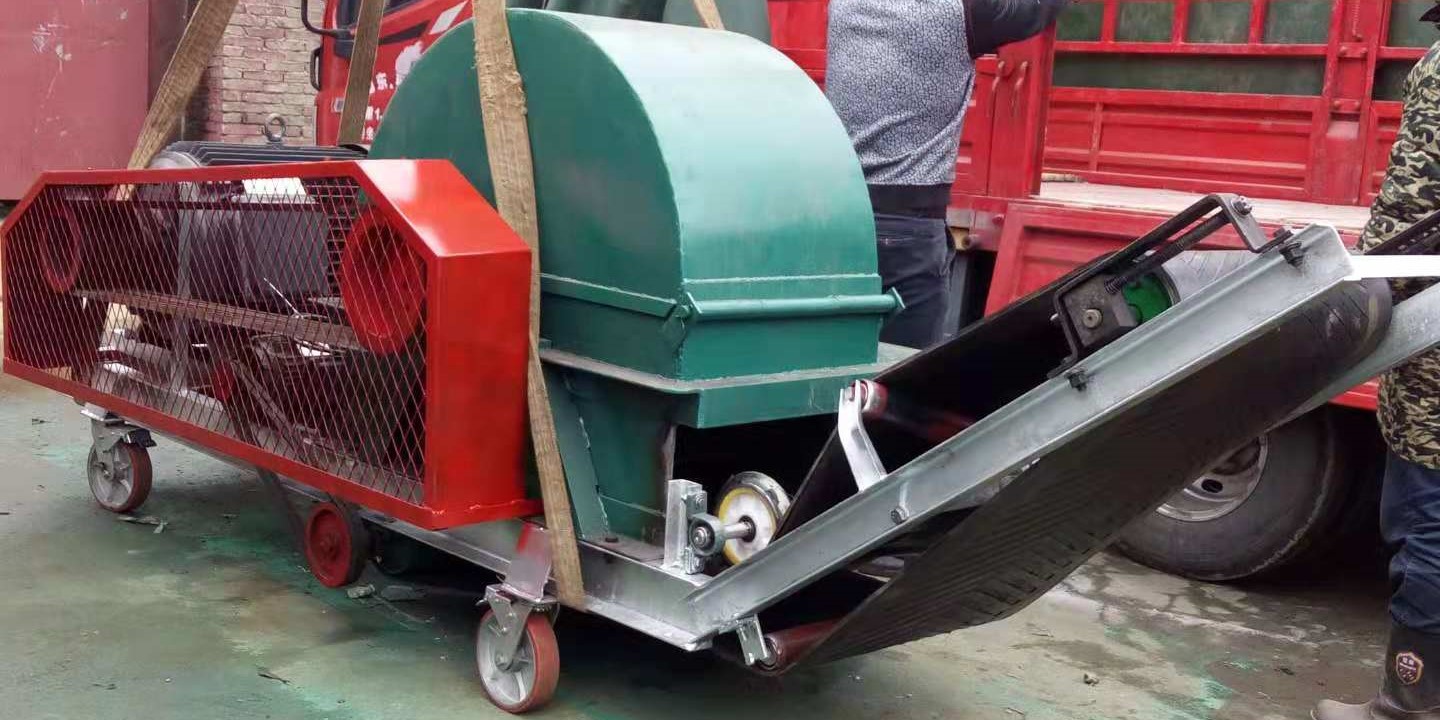 客戶定制的75型木屑粉碎機(jī)發(fā)貨